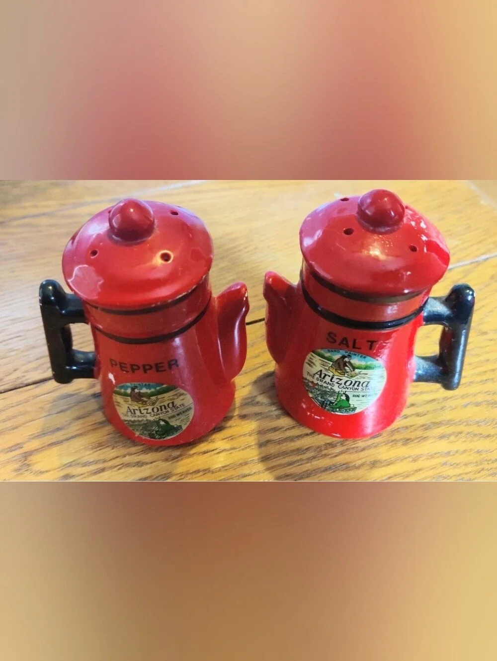 Vintage Arizona Red And Black Teapot Shaped Salt And Pepper Shakers